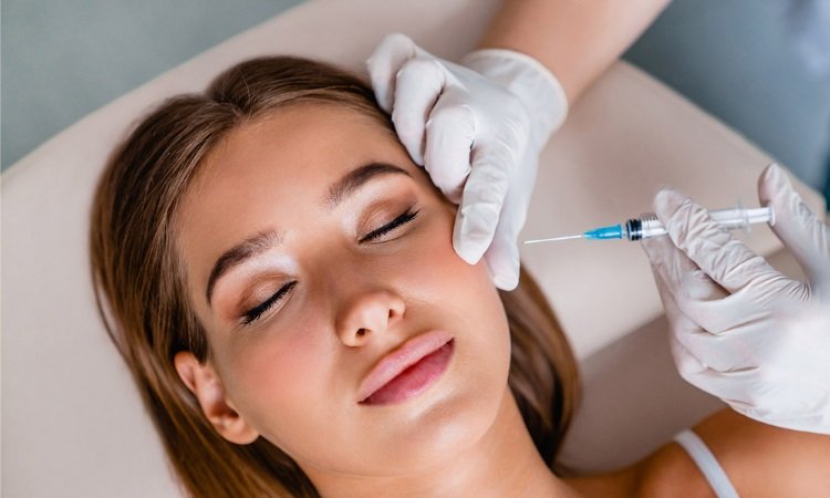 How a Facelift Can Help Restore Facial Volume and Contour